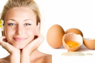 Μάσκα με ασπράδι αυγού για λαμπερή επιδερμίδα μέχρι τα Χριστούγεννα