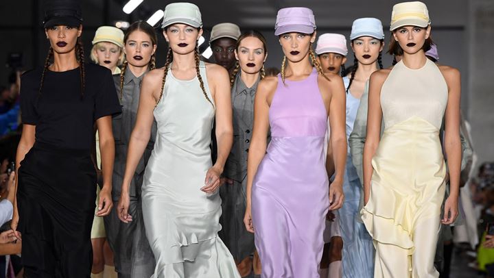 Οι gothic αποχρώσεις στα χείλη που θα μας απασχολήσουν τον χειμώνα!