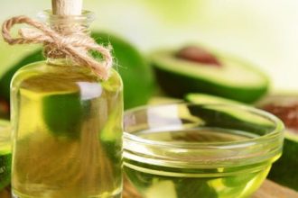 Γιατί να βάλεις το έλαιο αβοκάντο στην beauty routine σου
