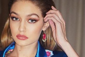 Γιατί τόσες πολλές γυναίκες καθαρίζουν πλέον το πρόσωπο τους με λάδι -Η νέα μέθοδος