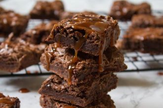 Λαχταριστό brownies με salted caramel