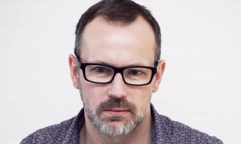 Τριχόπτωση στους άντρες: Πώς αντιμετωπίζεται το πρόβλημα που εμφανίζει ένας στους δύο Έλληνες