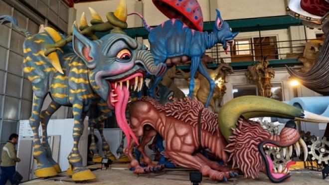 Την Παρασκευή η πρώτη εμφάνιση των αρμάτων του φετινού Πατρινού Καρναβαλιού