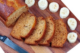 Κέικ με μπανάνα και αχλάδι