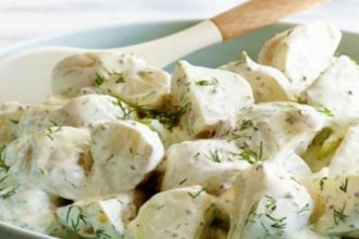 Πατατοσαλάτα με γιαούρτι