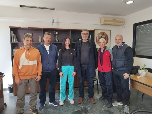 Συνάντηση του Αντιδημάρχου Τάκη Πετρόπουλου με τον σύλλογο Πτυχιούχων Φυσικής Αγωγής