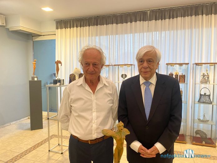 Μεσολόγγι: Ο πρώην πρόεδρος της Δημοκρατίας κ. Παυλόπουλος στην έκθεση του Fernando Pensa