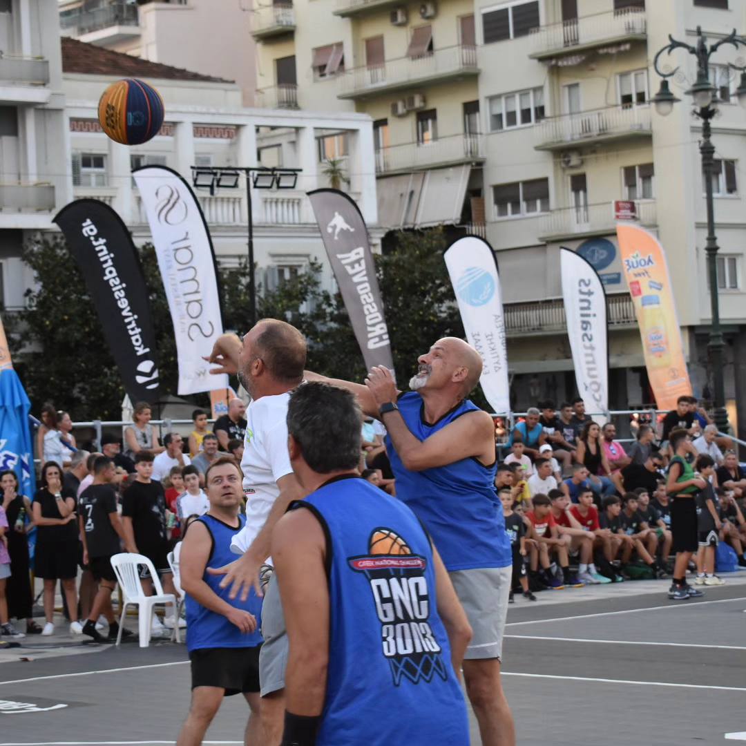 Ο Χαράλαμπος Μπονάνος ...μπασκετμπολίστας