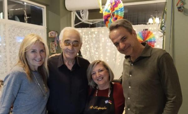 Μητσοτάκης: Σε εστιατόριο της Δραπετσώνας δείπνησε το βράδυ του Σαββάτου με τη σύζυγό του