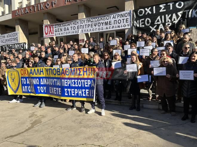 Νέα μεγάλη συγκέντρωση διαμαρτυρίας στο Αγρίνιο για το Πρωτοδικείο - Εκλεισαν τα καταστήματα ΦΩΤΟ