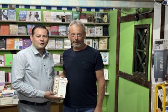 Θεόδωρος Βασιλόπουλος: Μια έκθεση που σε... ταξιδεύει