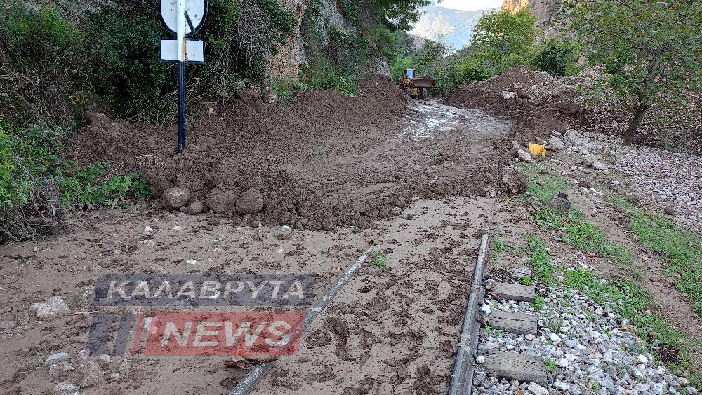 Θαμμένη από τόνους λάσπη η γραμμή του Οδοντωτού ΦΩΤΟ