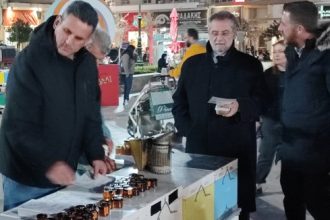 Ανδρέας Παναγιωτόπουλος: Στήριξη των μελισσοκόμων