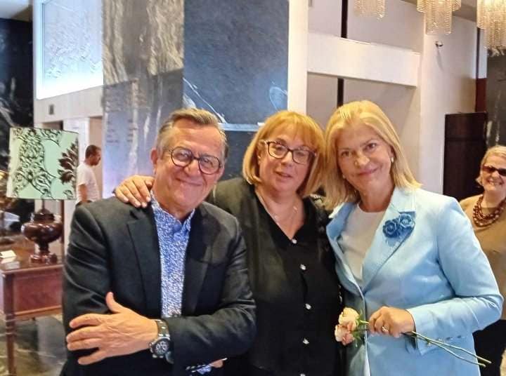 Μάχη Σιώρου: Κοντά σε πραγματικούς φίλους