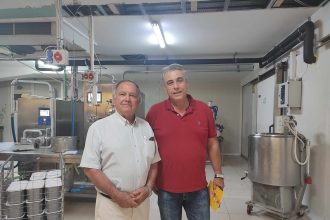 Δημήτρης Μπαρμπούνης: Στηρίζουμε τις επιχειρήσεις που ενισχύουν την τοπική οικονομία