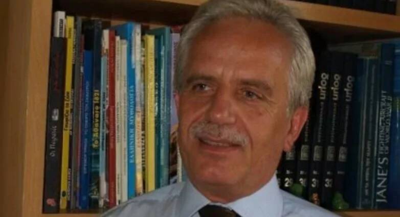 Η οικογένεια Π. Θεοδωρόπουλου αποχαιρετά τον Θανάση Κυριακόπουλο