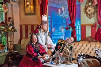 Αίγιο: «Η Πεντάμορφη και το τέρας» στο υπαίθριο θέατρο «Γιώργος Παππάς»