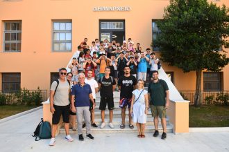 Τα παιδιά των κατασκηνώσεων του Δήμου Πατρέων στην έκθεση «Ολυμπιονίκης Νίκος Ανδριακόπουλος»