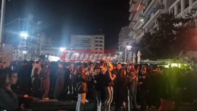 Πάτρα: Ξημέρωσε και ακόμη χορεύουν - Απίστευτος κόσμος στο Καρναβάλι ΦΩΤΟ & ΒΙΝΤΕΟ