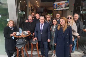 Η παράταξη του Κώστα Σβόλη αντάλλαξε ευχές με συμπολίτες