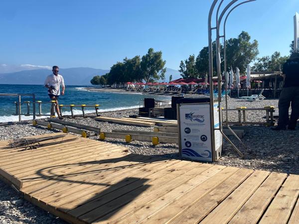 Αχαΐα: Επανατοποθετήθηκε σήμερα η μπάρα που ξηλώθηκε προ ημερών- Μπονάνος: Ολοι πρέπει να χαίρονται την θάλασσα