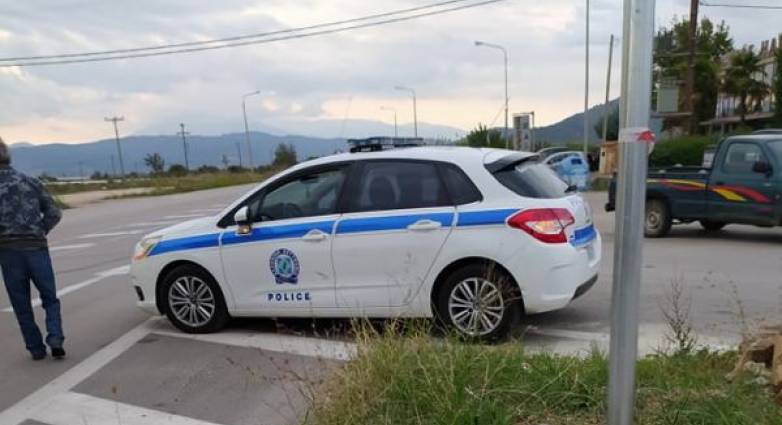 Πατρών - Πύργου: Της ...έφυγε το αυτοκίνητο στα φανάρια του Αλισσού