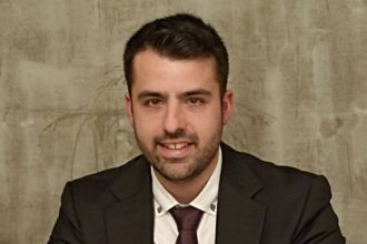 48 χρόνια μετά τα μηνύματα της επετείου της αποκατάστασης της Δημοκρατίας πιο επίκαιρα από ποτέ