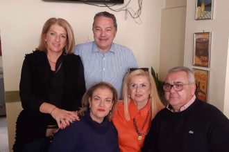 Στη γειτονιά της Αγίας Βαρβάρας ο Κώστας Σβόλης ΦΩΤΟ