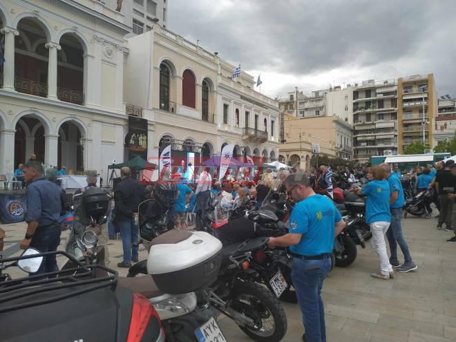 Πάτρα: "Φοράω κράνος αγαπάω τη ζωή" - Πλήθος κόσμου στην ενημερωτική εκδήλωση ΦΩΤΟ