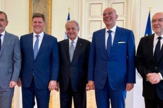 Ανδρέας Κατσανιώτης: Παράδοση καθηκόντων μετά από 2 χρόνια στο υπουργείο Εξωτερικών