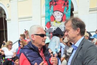 Φωκίων Ζαΐμης: Με τον Πρέσβη της Ελβετίας στο Καρναβάλι