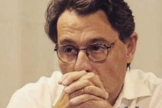 Γιατί ο Δημήτρης Κωστακιώτης μετά από 22 χρόνια κλείνει το ιατρείο του