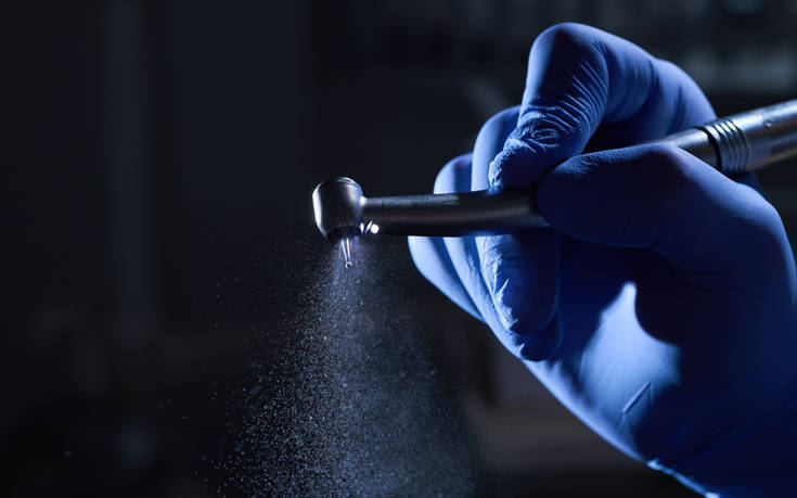 Ένα πολύ μικρό ποσοστό ενηλίκων 35 - 44 ετών στην Ελλάδα έχει υγιή δόντια