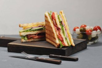 Σπιτικό κλαμπ σάντουιτς