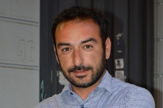 Να δουλεύουμε για να ζούμε...