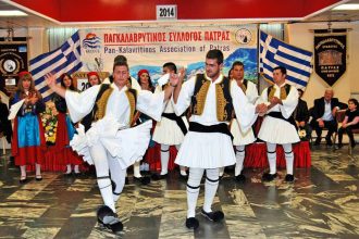 Πάτρα: Ο Παγκαλαβρυτινός κόβει την πίτα του