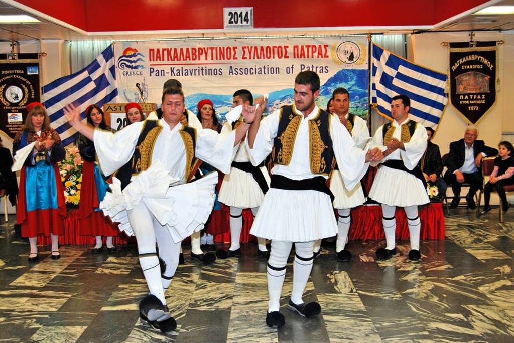 Πάτρα: Ο Παγκαλαβρυτινός κόβει την πίτα του