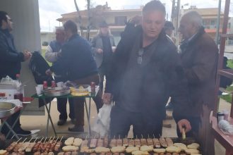 Τσίκνισαν και στην "ANOIXTH ΚΟΙΝΟΤΗΤΑ PATRA AREA 14" - ΦΩΤΟ