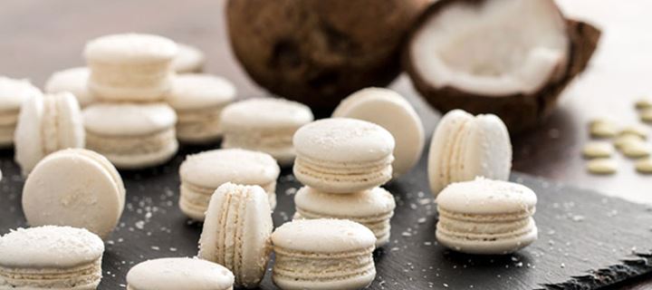 Καλοκαιρινά macaron με καρύδα!