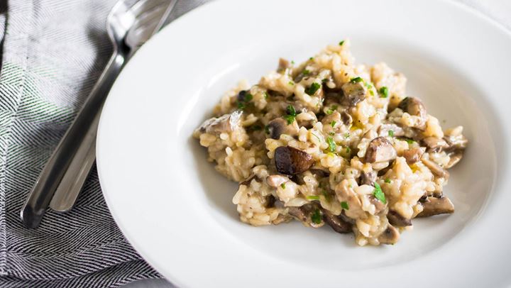 Πεντανόστιμο ριζοτο με σαλτσα τρούφας