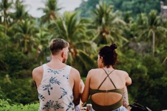 Πέντε στιγμές που απαγορεύεται να του στείλεις μήνυμα