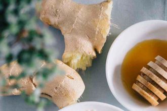 DIY καθαριστικό προσώπου με τζίντζερ για τέλεια επιδερμίδα