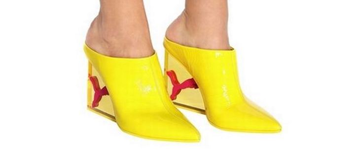 Τα κίτρινα sportive mules απο τη νέα συλλογή της Rihanna που θα λατρέψεις!