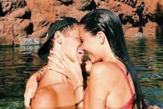 Βαρετό σεξ; 4 tips για να το κάνεις και πάλι παθιασμένο