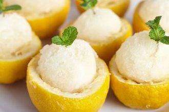 Όταν η ζωή σε κερνάει λεμόνια, φτιάξε σορμπέ!