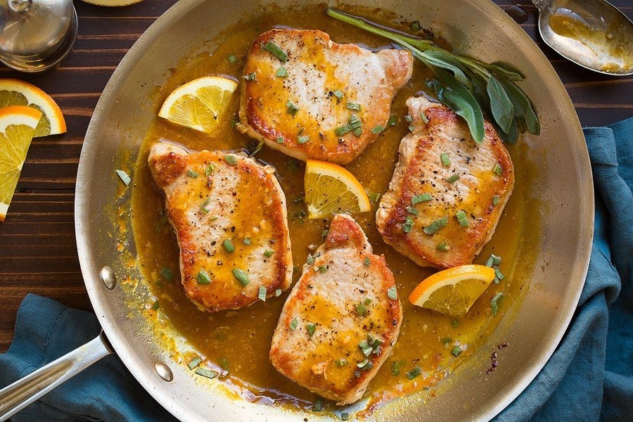 Σκαλοπίνια με πορτοκάλι