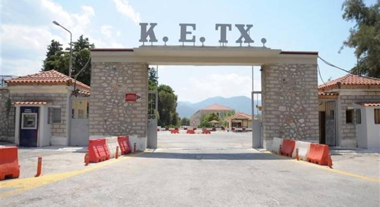 Πάτρα: Οι υπάλληλοι του ΚΕΤΧ στο "Χαμόγελο του Παιδιού" και στην Παναγία Αλεξιωτίσσα - ΦΩΤΟ