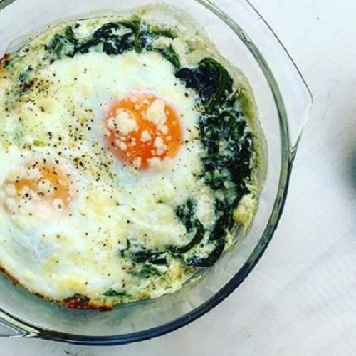 Χόρτα με αβγά και σπανάκι