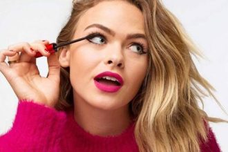 Πώς να εφαρμόσεις σωστά τη μάσκαρα