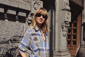 Το φόρεμα που δείχνει κομψό σε κάθε ηλικία -Η τάση του φθινοπώρου